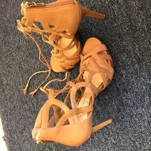 New Jessica Simpson heels.